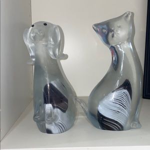 Display cat & dog made out of Glass